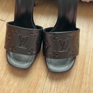 Black Women's Sandals